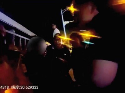 开云体育官网-千钧一发之际，胜者将创造传奇！
