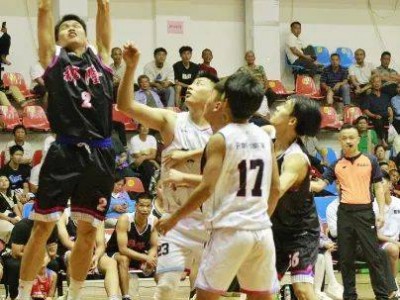 开云体育官网-NBA球队备战关键比赛精神抖擞