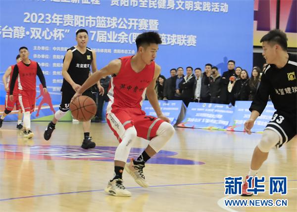 篮球比赛中高潮迭起垂直上升